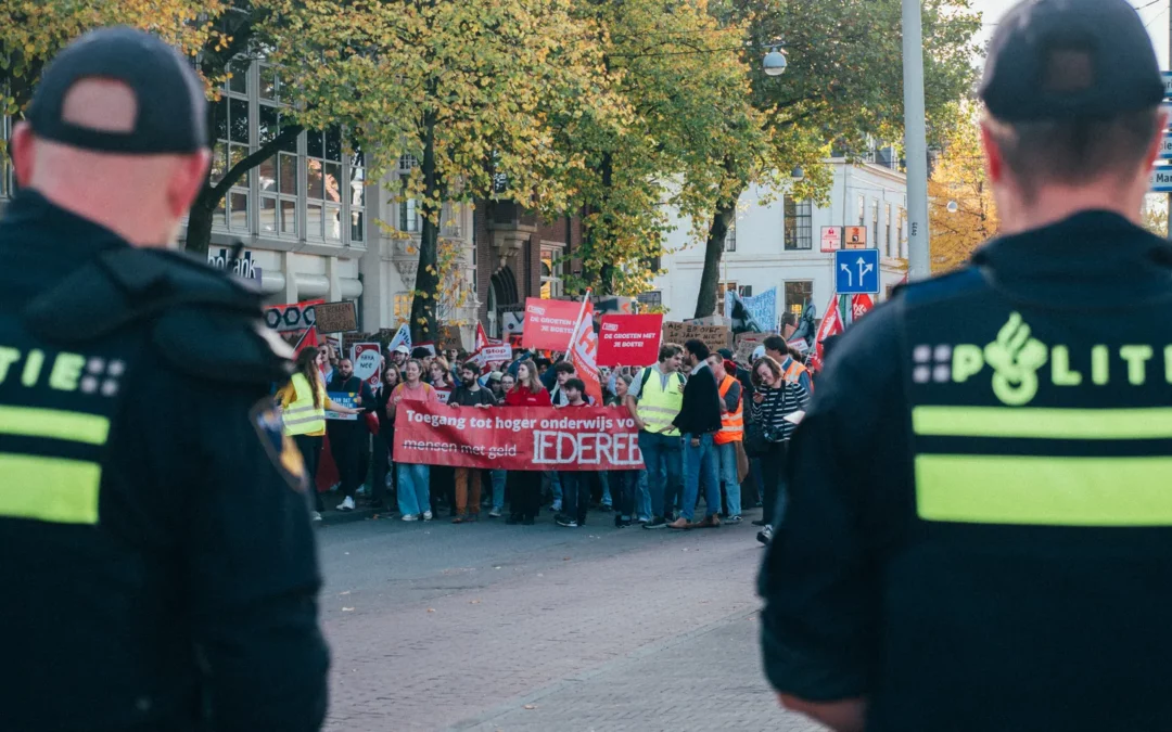 Students and education staff continue fight despite demonstration ban and capitulation FNV & AOb